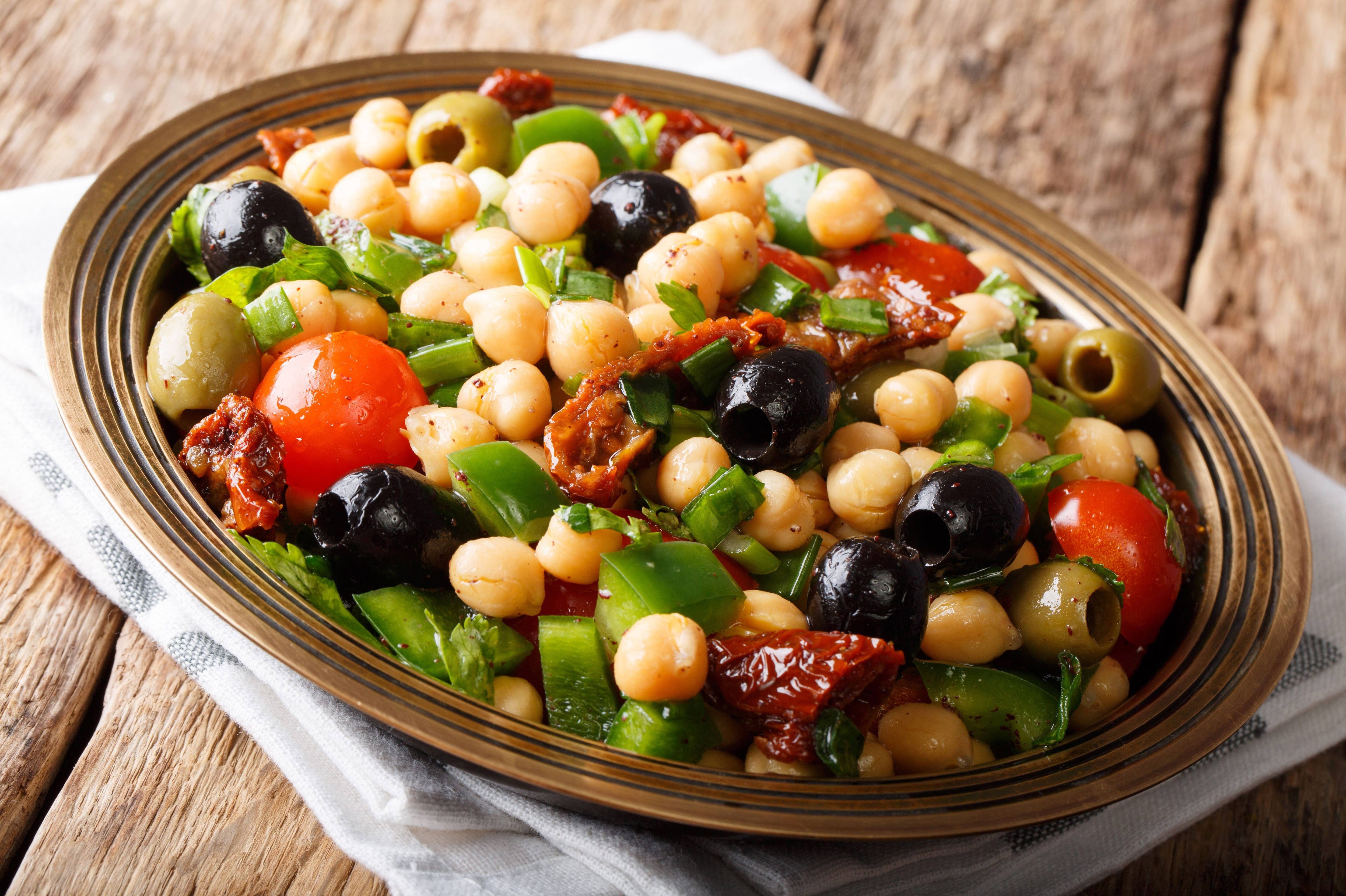MEDITERRANEAN CHICKPEA SALAD – BALELA